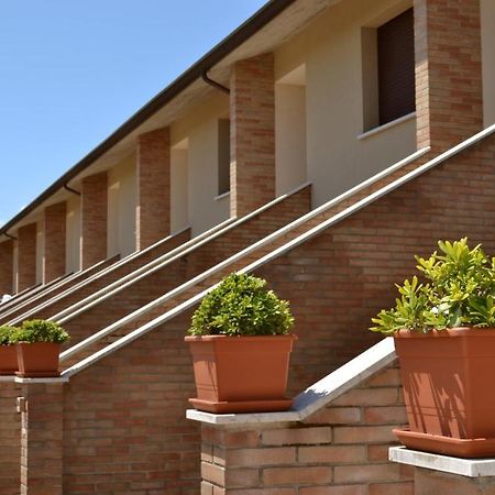 Blue Relais Garda Hotel Carpenedolo ภายนอก รูปภาพ